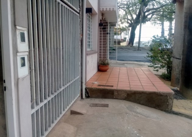 Casa en Villa Sarita. Oportunidad