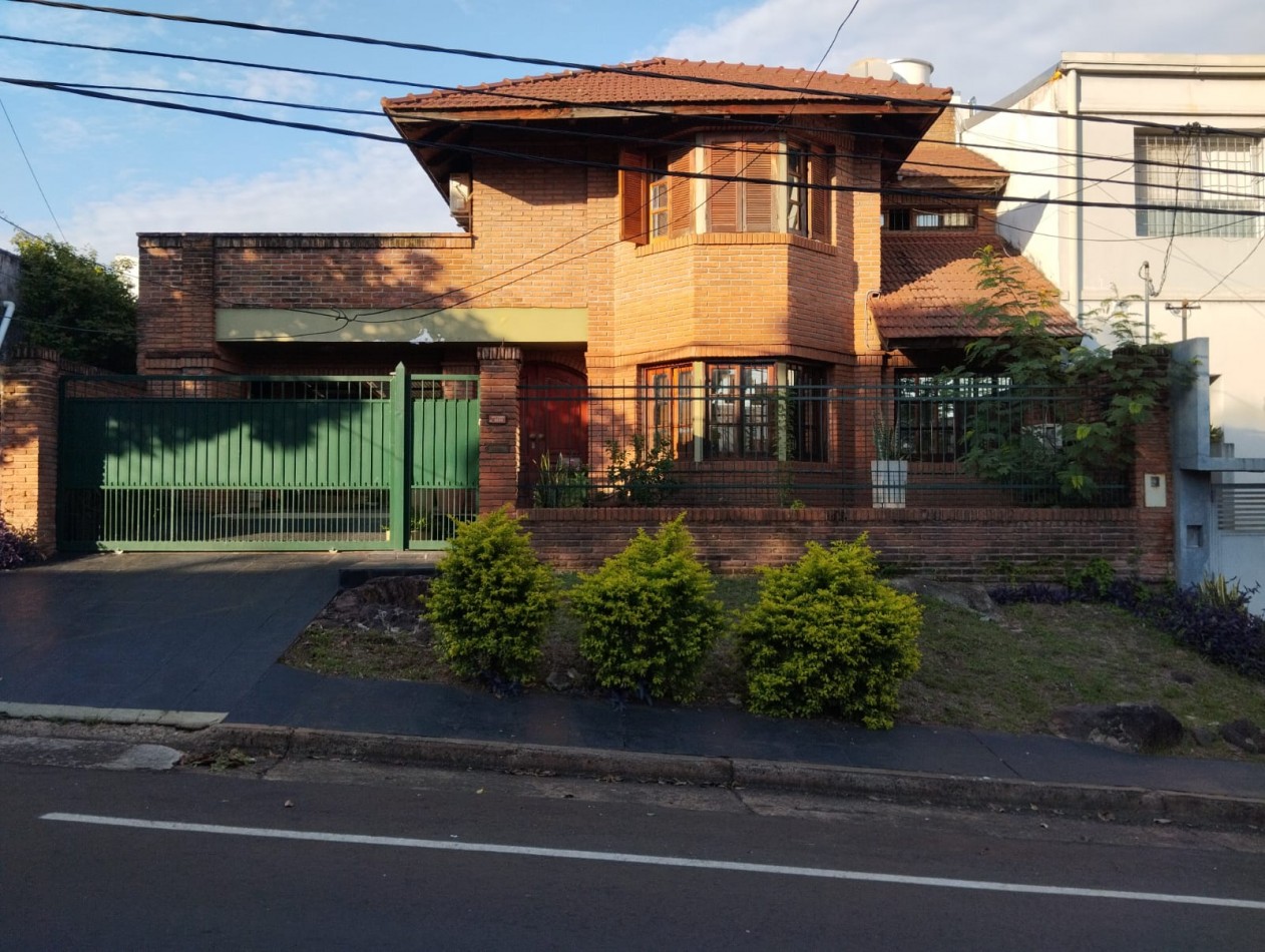 VENTA . VILLA SARITA. CHALET EN DOS PLANTAS