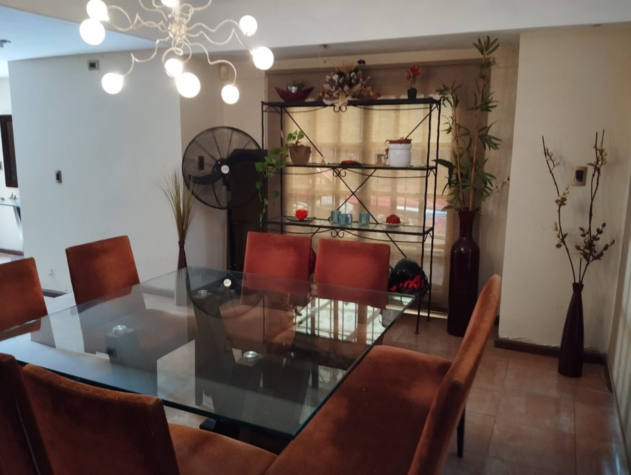 VENTA . VILLA SARITA. CHALET EN DOS PLANTAS