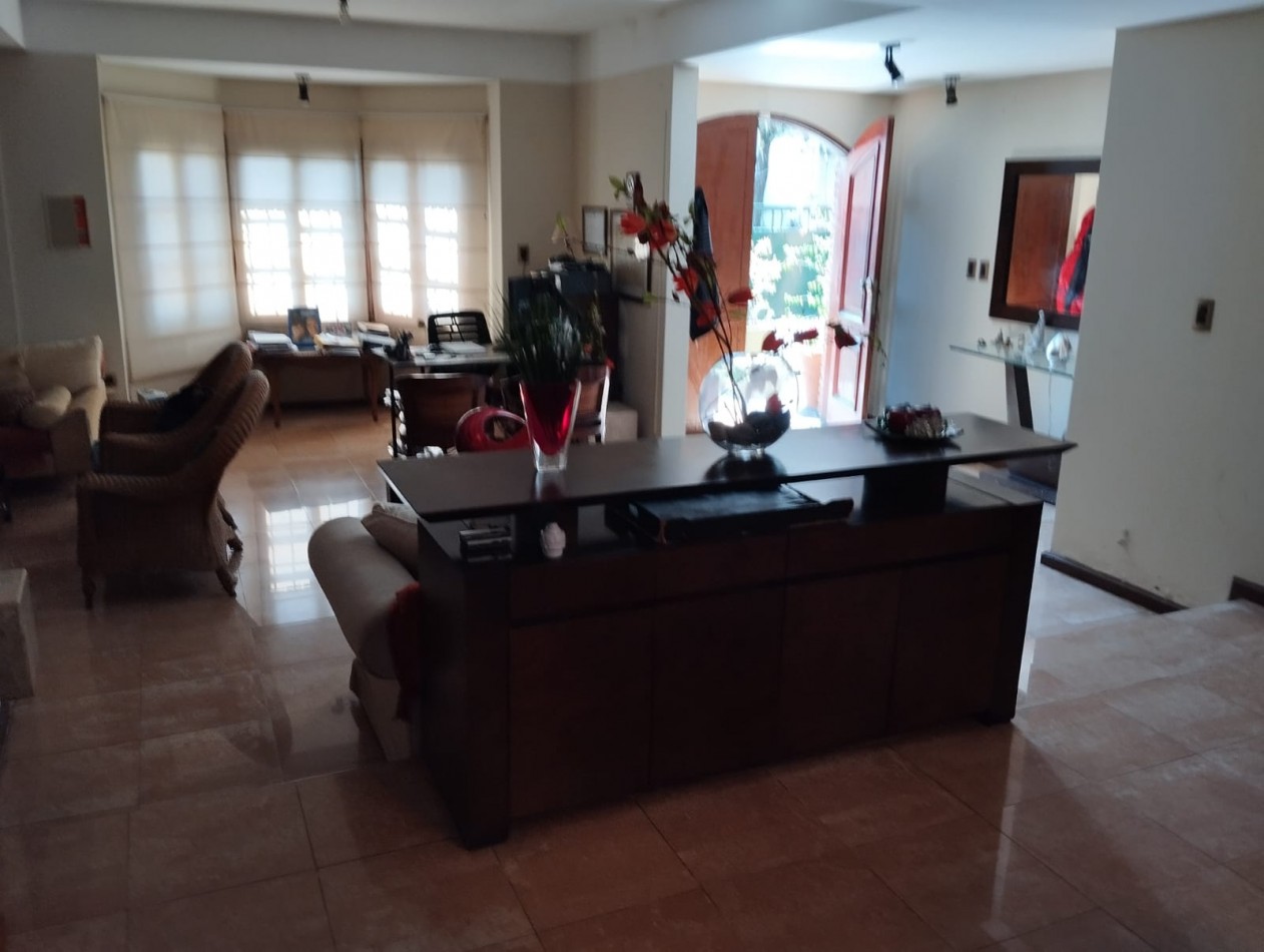 VENTA . VILLA SARITA. CHALET EN DOS PLANTAS