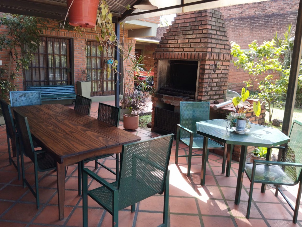 VENTA . VILLA SARITA. CHALET EN DOS PLANTAS