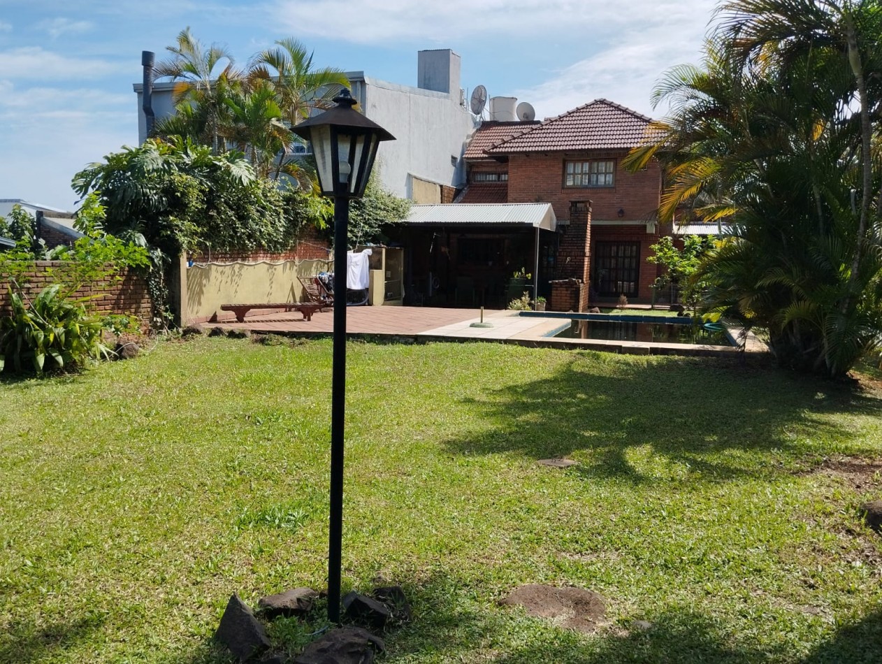 VENTA . VILLA SARITA. CHALET EN DOS PLANTAS
