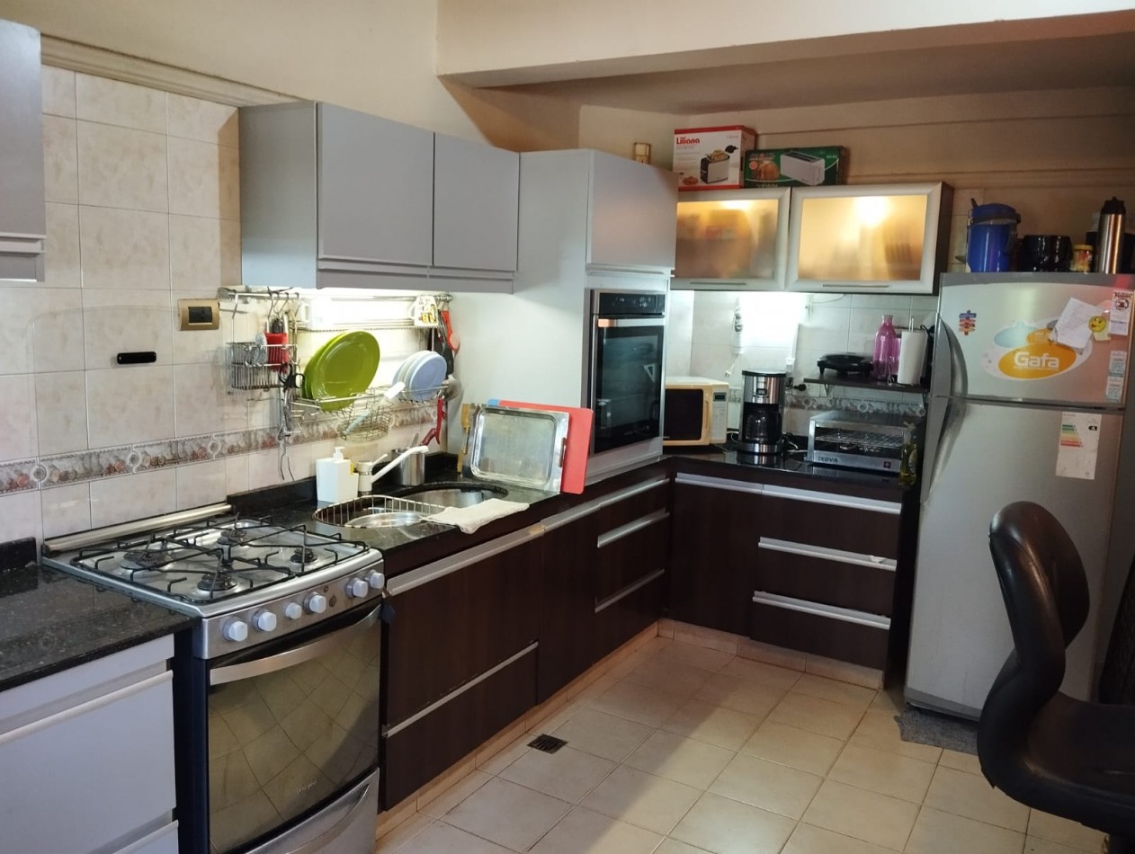 VENTA . VILLA SARITA. CHALET EN DOS PLANTAS