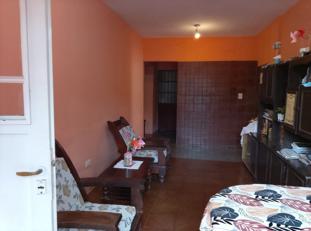 VENTA CASA CON LOCAL EN ESQUINA